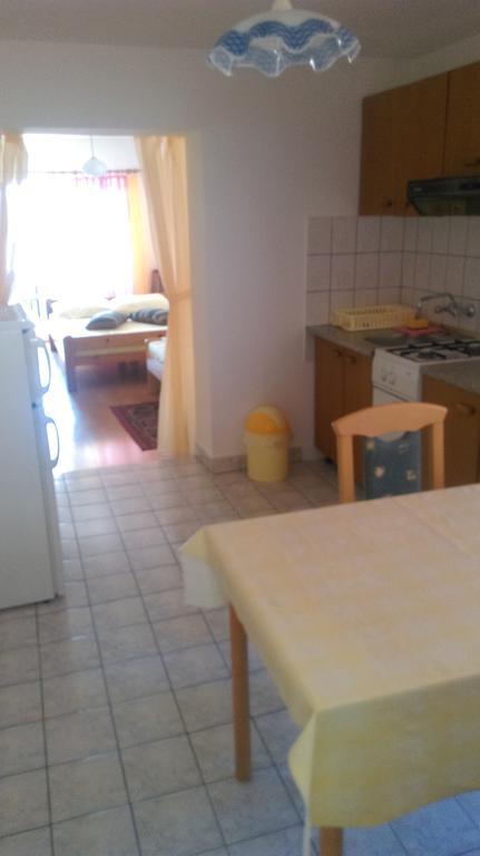 Studios Dolcek Krvavica Exteriör bild